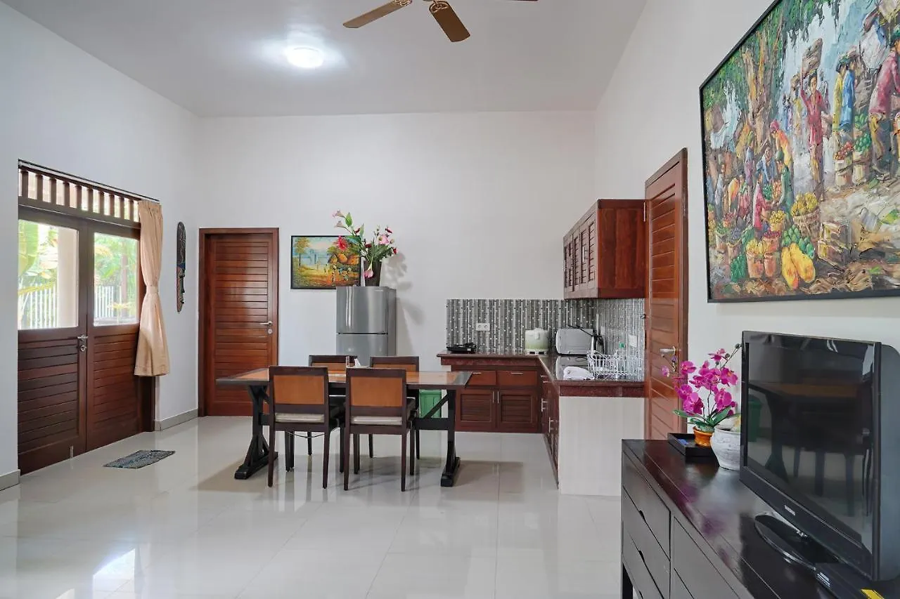 Kyara Villa Apartments Canggu  Homestay