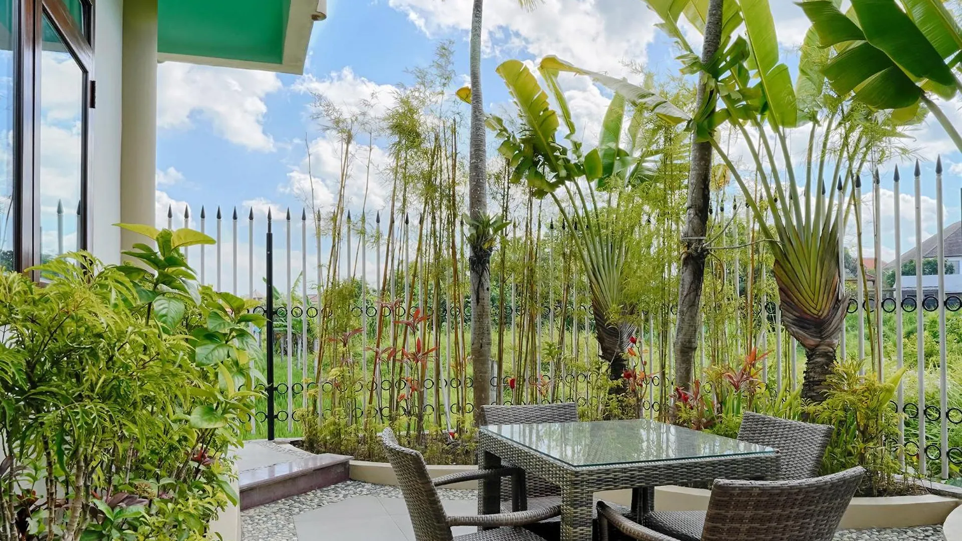 Homestay Kyara Villa Apartments Canggu