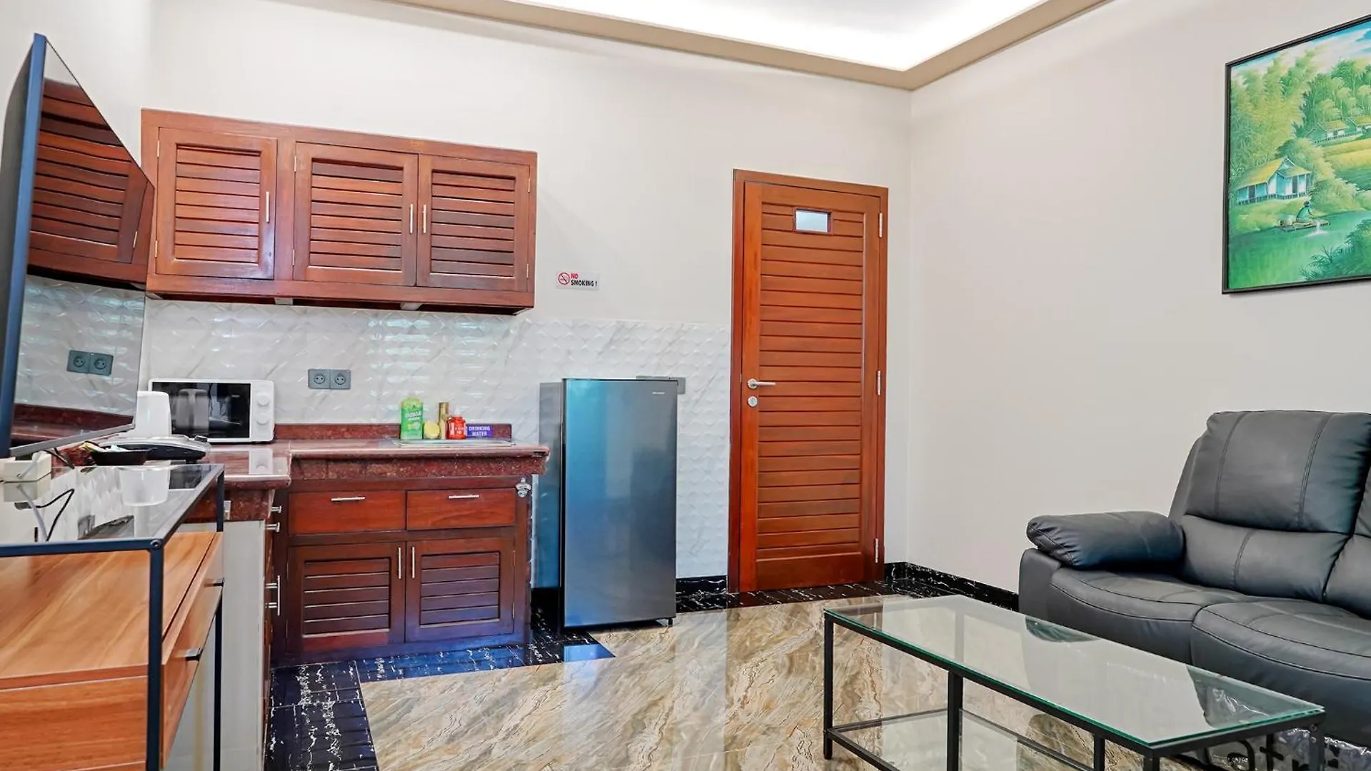 Kyara Villa Apartments Canggu  Homestay