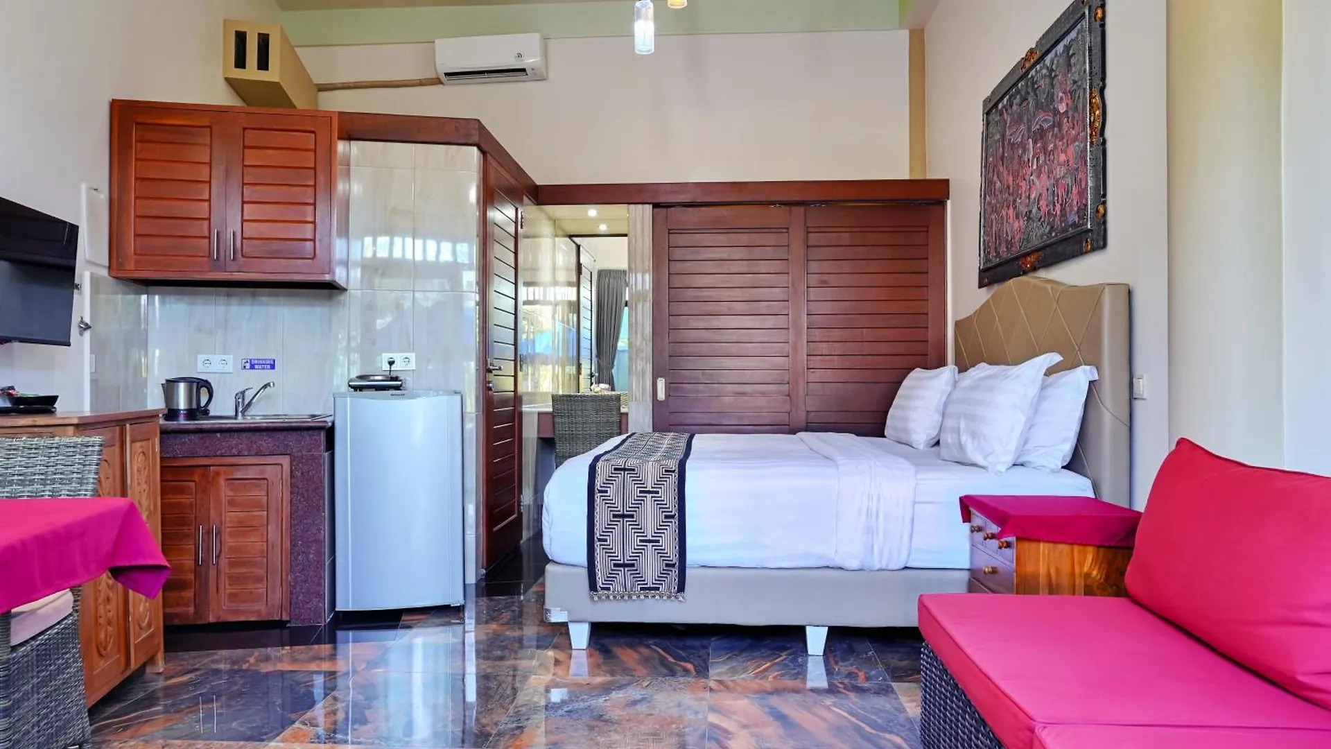 Homestay Kyara Villa Apartments Canggu  Indonesia